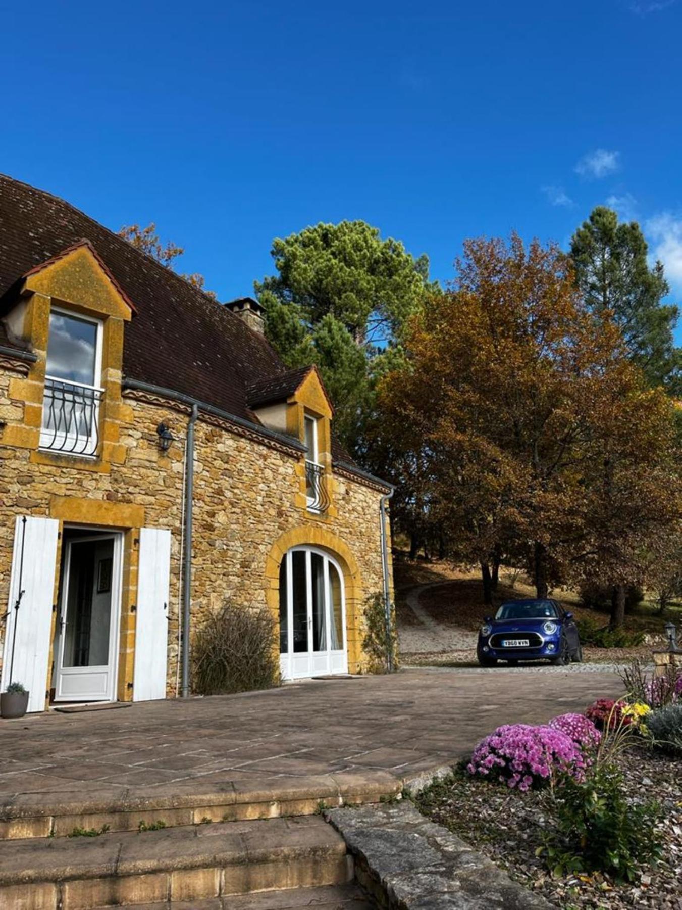 Luxury Chateau W. Pool & Hot Tub In Dordogne 베이냑 에 카즈낙 외부 사진